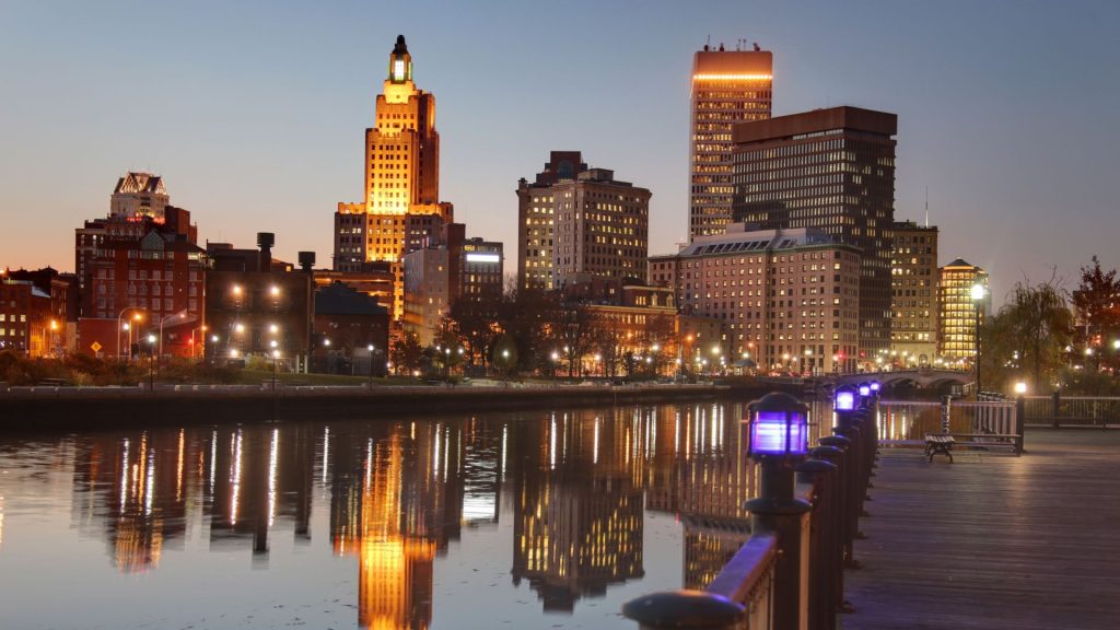 La transformación del alumbrado público LED en Warwick, Rhode Island: Un ahorro de 3,5 millones de dólares